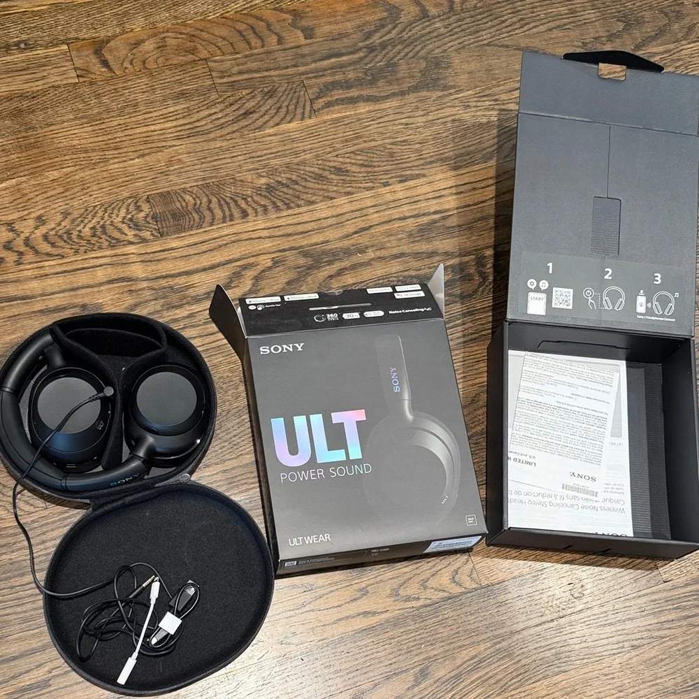 Sony ULT Power Sound noise cancelling Headphones with Carrying Case and Box